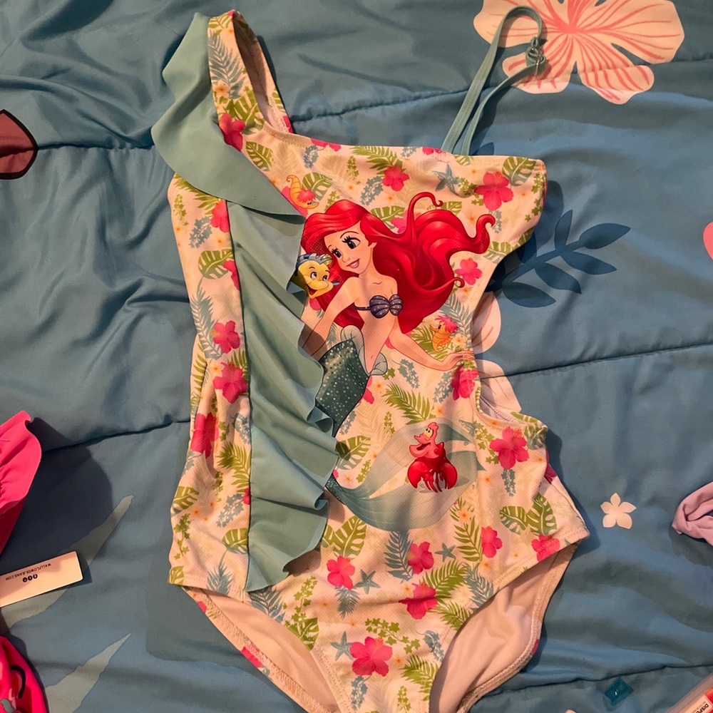 girls bathing suit size 7/8